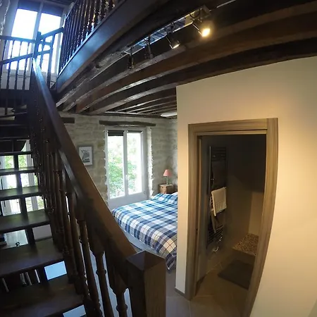 Duplex Republique Canal Saint Martin פריז